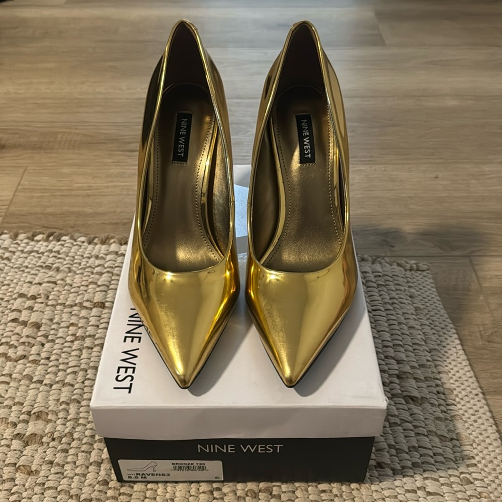 Gold Nine West Heels
